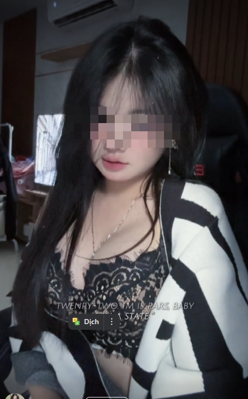 "Bạo tay" kéo áo khoe nội y hờ hững, một gái xinh TikTok nhận phản ứng trái chiều edit screenshot 2025 08 13 094919 1755054916636653626511 1755055901749 17550559018811803674488