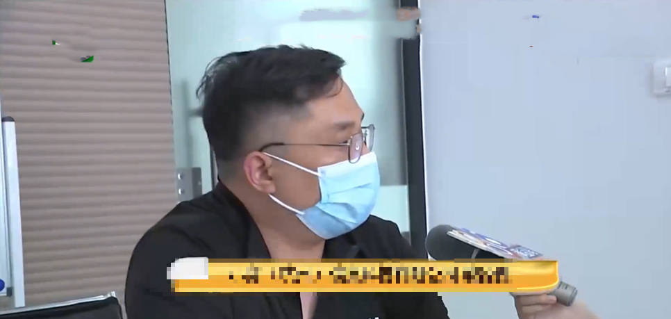 Gửi ô tô tại bãi đỗ, khi quay lại, người đàn ông phát hiện cửa vỡ, mất 1 tỷ đồng trong xe, toà án: Anh được đền bù 2 triệu đồng- Ảnh 2.