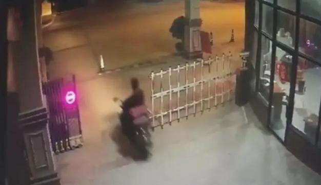 Mạng xã hội rúng động vụ việc nữ streamer nổi tiếng bị Mạng xã hội rúng động vụ việc nữ streamer nổi tiếng bị