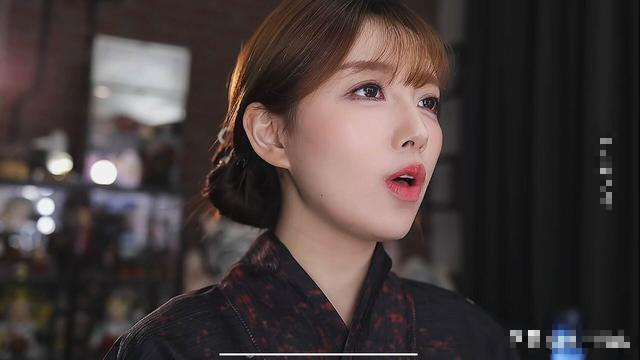 Học theo siêu sao Mikami, nữ streamer Học theo siêu sao Mikami, nữ streamer