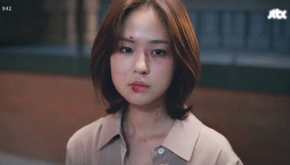 Mỹ nhân Thế Giới Hôn Nhân bật khóc khi được minh oan cáo buộc bạo lực học đường: Mỹ nhân Thế Giới Hôn Nhân bật khóc khi được minh oan cáo buộc bạo lực học đường: