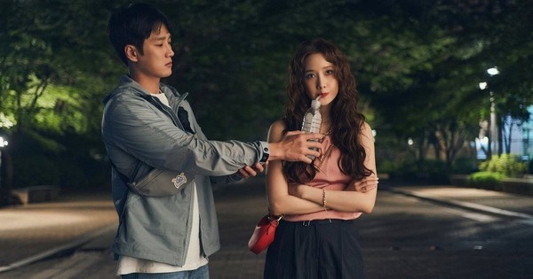 Phim Hàn hay khủng khiếp lập kỷ lục vô địch 2025: Nữ chính là bà cố nội visual, thở thôi cũng đẹp tràn màn hình em xinh 1 175483463653871346799 0 0 584 1116 crop 17548346444291331964182jpg