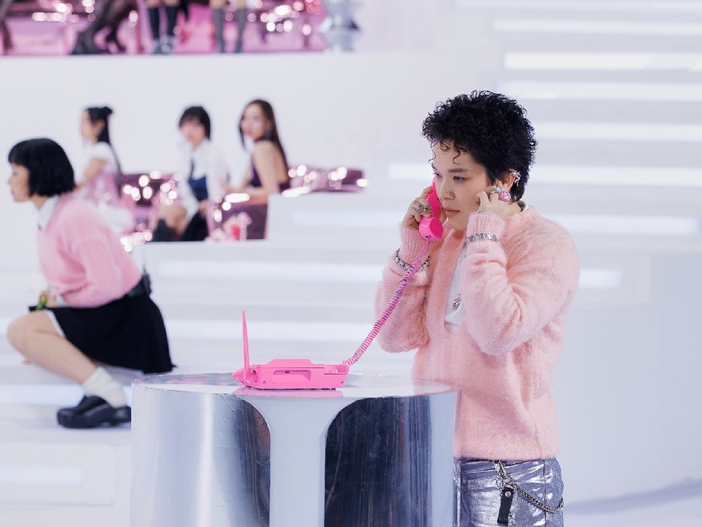 30 'em xinh' có màn 'chào sân' sáng tạo.