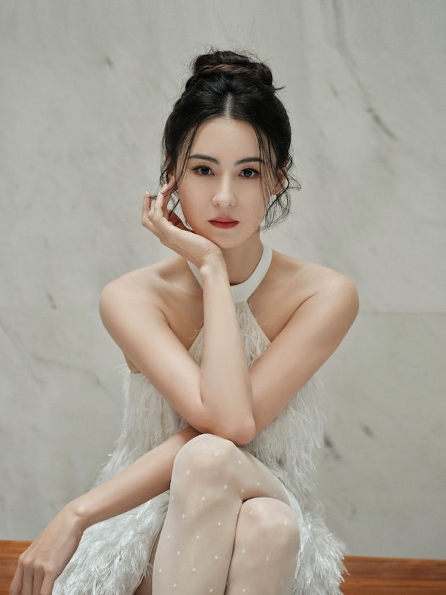 Từng là “nàng thơ cuối cùng của showbiz Hong Kong”: Vì đâu Trương Bá Chi một tay đánh mất tất cả?- Ảnh 3.