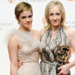 Sao Nữ Emma Watson Bày Tỏ Cô Vẫn Rất Tôn Trọng J.K Rowling Sau Nhiều Ồn Ào Về Chuyển Giới. emma jkrowling3 nqcojpg