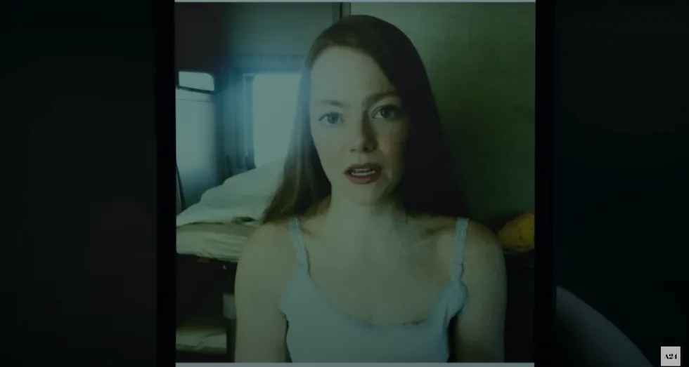 Clip hot: Minh tinh hạng A bị “tấn công” ngay trên thảm đỏ Cannes, bạn diễn phải ra tay giải cứu- Ảnh 5.