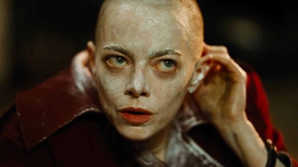 Suất Chiếu Đặc Biệt Bugonia Chỉ Người Trọc Đầu Mới Được Xem Phim emma stone34 zhunjpg