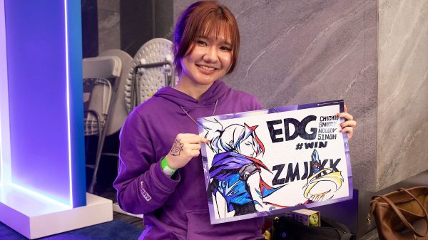 VALORANT Masters Bangkok 2025: Muôn Kiểu Fan-Sign Cổ Vũ Các Đội Tuyển ene5927 hzsnjpg