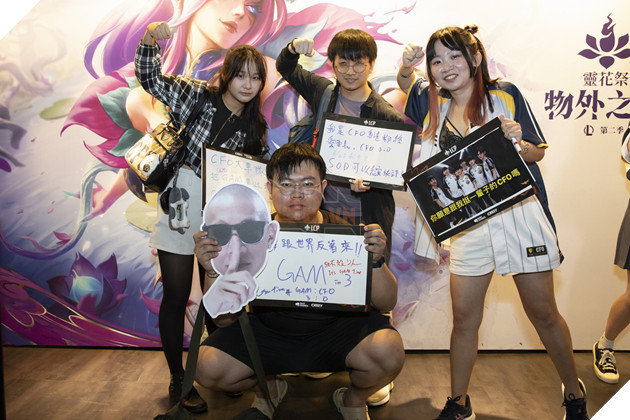 Nguoi Ham Mo Tung Bung Chao Don Tran Chung Ket Tong LCP 2025 Giai Doan Giua Mua 8 Tất cả đều hướng đến một trận Chung kết Tổng nảy lửa và hấp dẫn