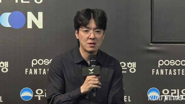 Còn BHL T1 thì liên tục gây tranh cãi và không có một định hướng rõ ràng Còn BHL T1 thì liên tục gây tranh cãi và không có một định hướng rõ ràng