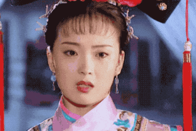 Ai khổ bằng mỹ nhân đẹp nhất Hoàn Châu Cách Cách: Hết bị mẹ chồng coi như người ở, giờ còng lưng trả nợ 4.000 tỷ cho chồng đại gia- Ảnh 1.