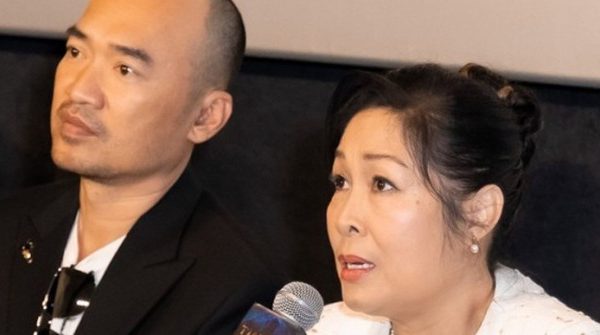 NSND Hồng Vân nói Tiến Luật 'hỗn' ezgif 2223271872942e 1744417859 944 width740height495 auto cropjpg