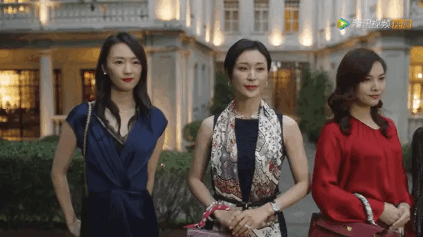 Không chỉ dàn túi xách, đây mới là chi tiết khiến hội phú bà trong Gió Ngang Khoảng Trời Xanh bị chê kém sang hơn hẳn bản gốc- Ảnh 2.