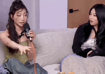 Vén màn sự thật