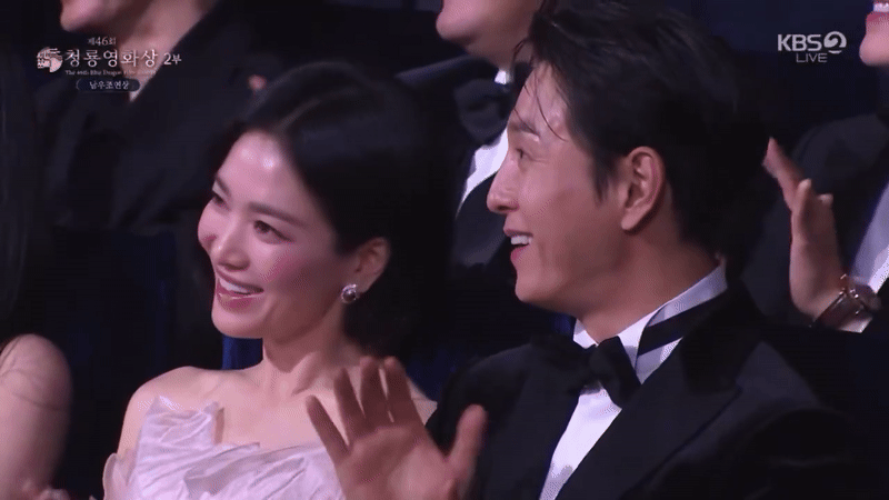 Song Hye Kyo né đi thảm đỏ Rồng Xanh 2025 vì Hyun Bin - Son Ye Jin?- Ảnh 1.