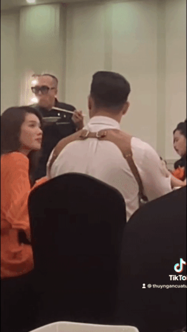 Cặp sao Vbiz vừa bị