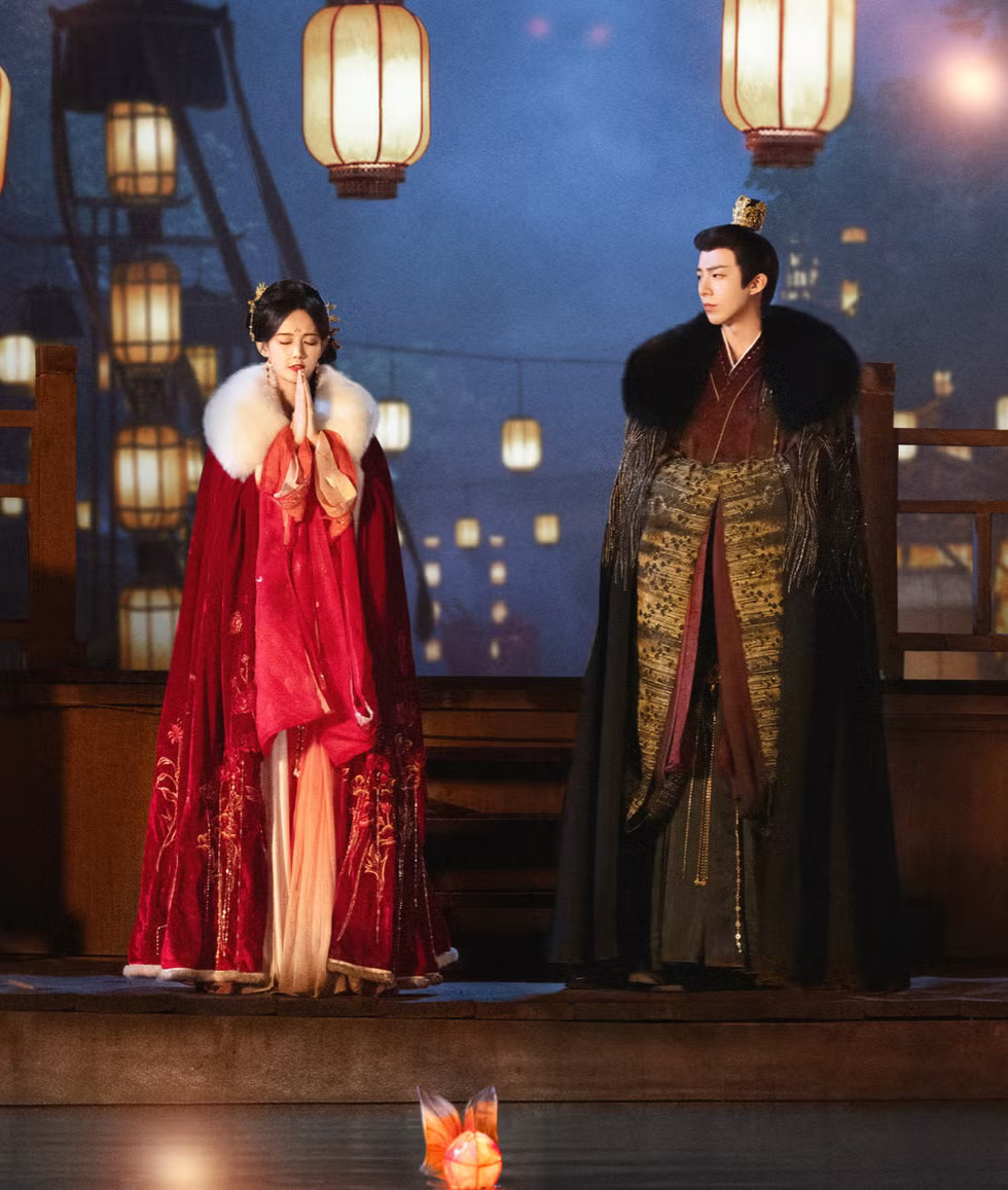 Nam thần 1m90 của Khom Lưng tái xuất phim mới đẹp trai hơn gấp bội, khiến dân tình cười mệt vì 5 lần 7 lượt bị khắc chế bởi nữ chính- Ảnh 2. Nam thần 1m90 của Khom Lưng tái xuất phim mới đẹp trai hơn gấp bội, khiến dân tình cười mệt vì 5 lần 7 lượt bị khắc chế bởi nữ chính- Ảnh 2.