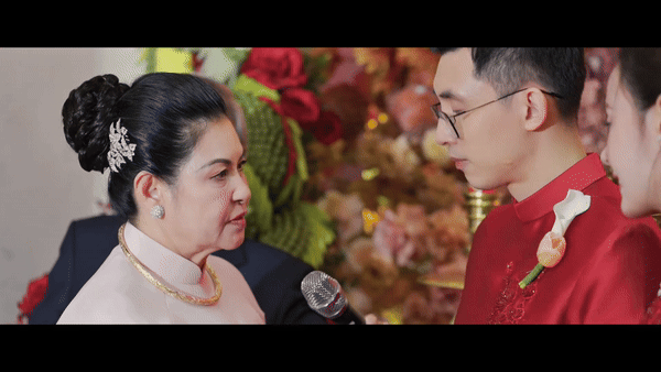 Midu và mẹ chồng: Mối quan hệ từng gây xôn xao, 1 hành động diễn ra trong lễ cưới lộ rõ cách cư xử- Ảnh 3.