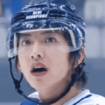 Chuyện khó tin về nam thần số một Nhật Bản ezgif 5009fbc79a617869 17649236285171802212020 0 0 168 320 crop 17649236673821810237525gifpng