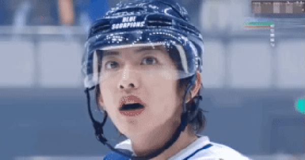 Chuyện khó tin về nam thần số một Nhật Bản 29 Chuyện khó tin về nam thần số một Nhật Bản ezgif 5009fbc79a617869 17649236285171802212020 0 0 168 320 crop 17649236673821810237525gifpng