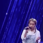 Sốc visual 1 Em Xinh Say Hi cách đây 7 năm, Hương Tràm còn nói thẳng: "Hát rất tệ!" ezgif 515f4ddbed8834 17535776195971167972013 0 0 377 720 crop 1753577629329745652780gifpng