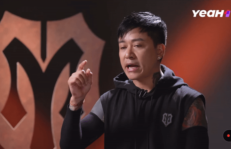 Khoảnh khắc trợn trừng, chớp mắt liên tục của Tuấn Hưng gây bàn tán- Ảnh 4.