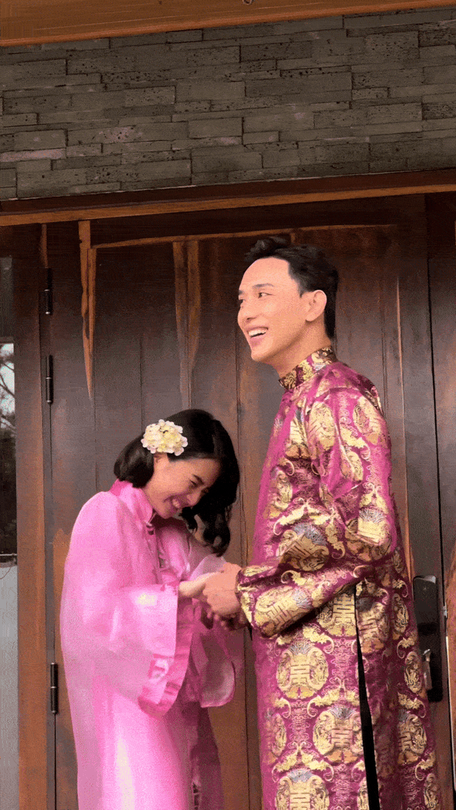 Đám cưới đang viral khắp MXH: Chú rể đã đẹp trai còn cao 1m88, cô dâu xinh yêu ngất ngây- Ảnh 4.