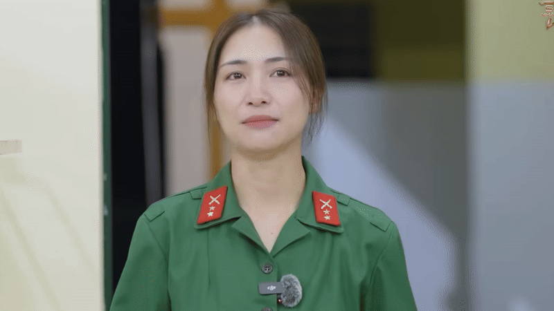 Hòa Minzy rưng rưng, thừa nhận cô đơn- Ảnh 1.