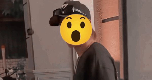 Ca sĩ T. bị cấm diễn toàn quốc làm xét nghiệm ADN, nhận kết quả mà "ú oà ngỡ ngàng" ezgif 7bc6215db2d12cf3 1764325769672280895035 0 0 209 400 crop 17643257874041172346344gifpng