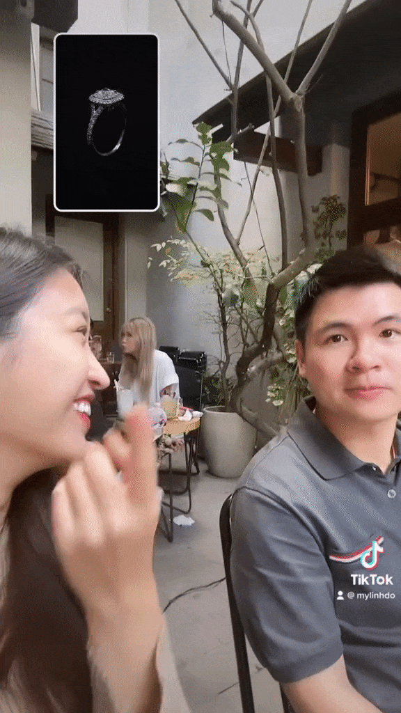 Chồng chủ tịch của