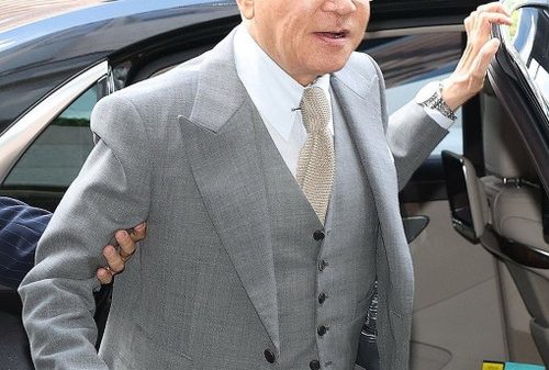 Diễn biến vụ chủ tịch tập đoàn tổ chức tiệc "tuyển phi" có nhiều nghệ sĩ, người mẫu f 1758950497953 17589504983531970822121