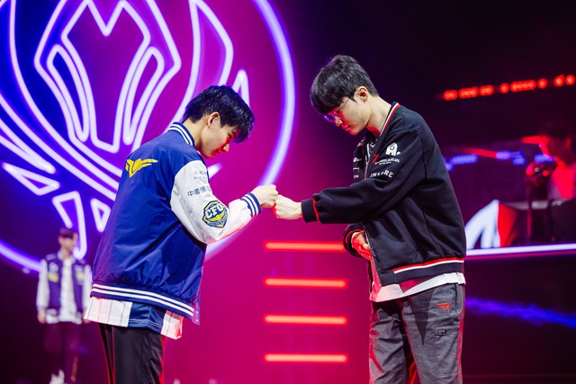 Tuyển thủ hiếm hoi được Faker dành lời khen, lại không đến từ LCK- Ảnh 3.