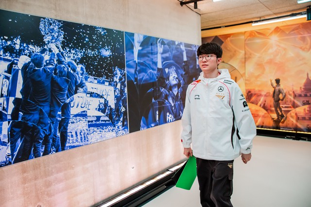 Faker đang rất gần kỷ lục Faker đang rất gần kỷ lục