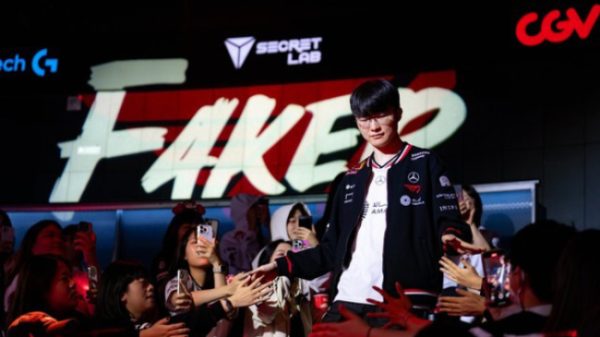 LMHT: Với việc chuẩn bị chinh chiến CKTG 2025, Faker sẽ có thêm một “cột mốc” đáng nhớ faker lai lap them ky luc thumbjpg