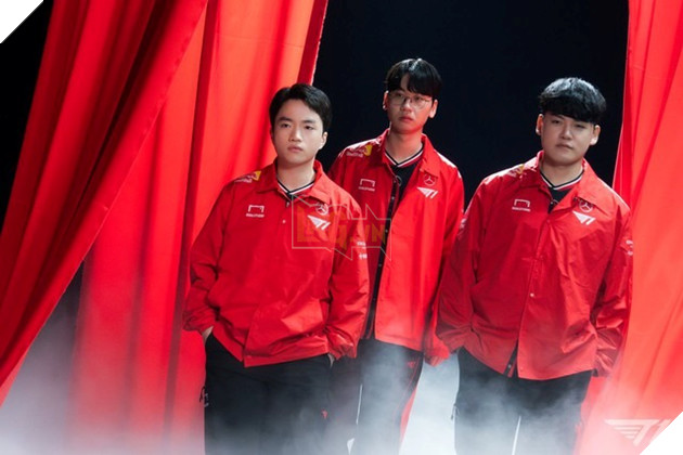 LMHT: Faker lần đầu tiên có những chia sẻ về câu chuyện nội bộ của T1 trên sóng stream