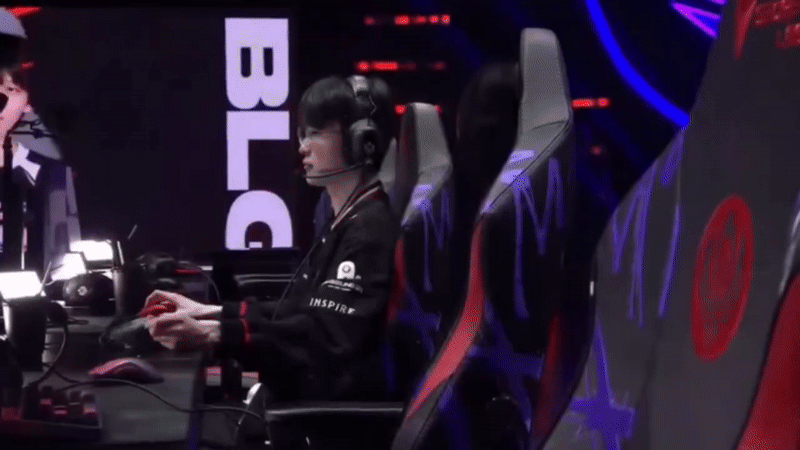 Dù đồng đội có là ai thì ngay tại vị trí đó vẫn sẽ là Faker