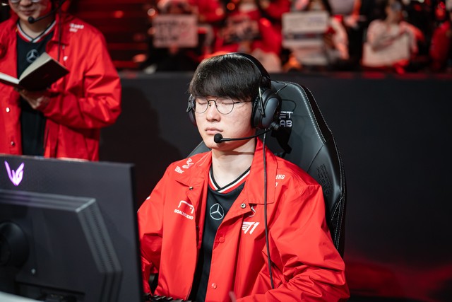 Giữa drama T1 - Gumayusi, Faker có động thái Giữa drama T1 - Gumayusi, Faker có động thái