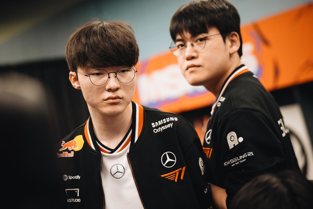 Fan đề nghị Faker cất ngay một vị tướng sau trận thắng chật vật CFO- Ảnh 1. Fan đề nghị Faker cất ngay một vị tướng sau trận thắng chật vật CFO- Ảnh 1.