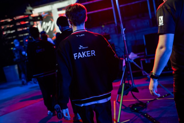 Fan đề nghị Faker cất ngay một vị tướng sau trận thắng chật vật CFO- Ảnh 3. Fan đề nghị Faker cất ngay một vị tướng sau trận thắng chật vật CFO- Ảnh 3.