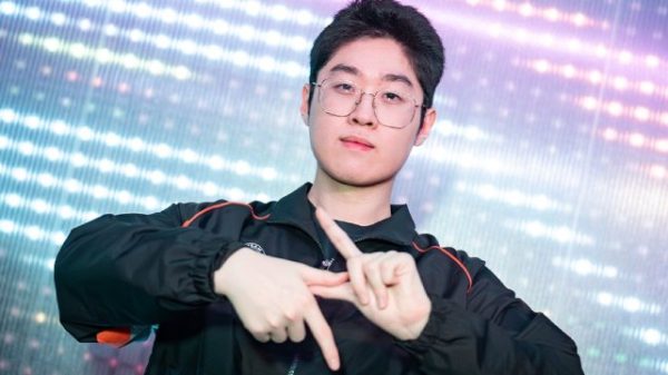 LMHT: Zeus chia sẻ bí quyết chơi Gnar, fan LPL cũng phải phát cuồng 42 LMHT: Zeus chia sẻ bí quyết chơi Gnar, fan LPL cũng phải phát cuồng fan lpl zeus 1jpg