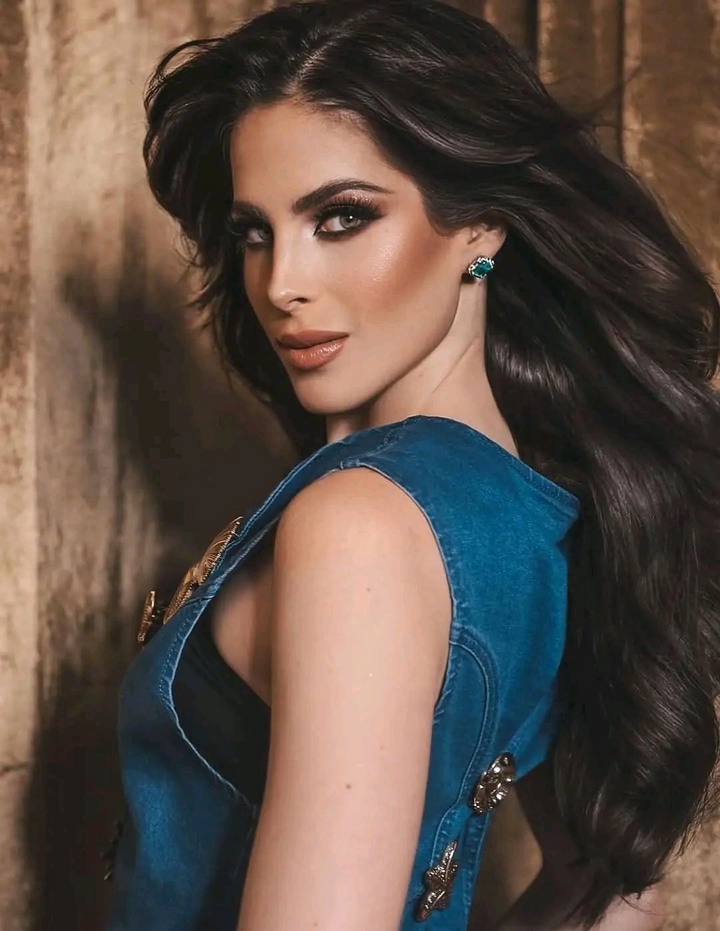 Sắc vóc quyến rũ của Tân Hoa hậu Hoàn vũ 2025- Ảnh 11. Sắc vóc quyến rũ của Tân Hoa hậu Hoàn vũ 2025- Ảnh 11.