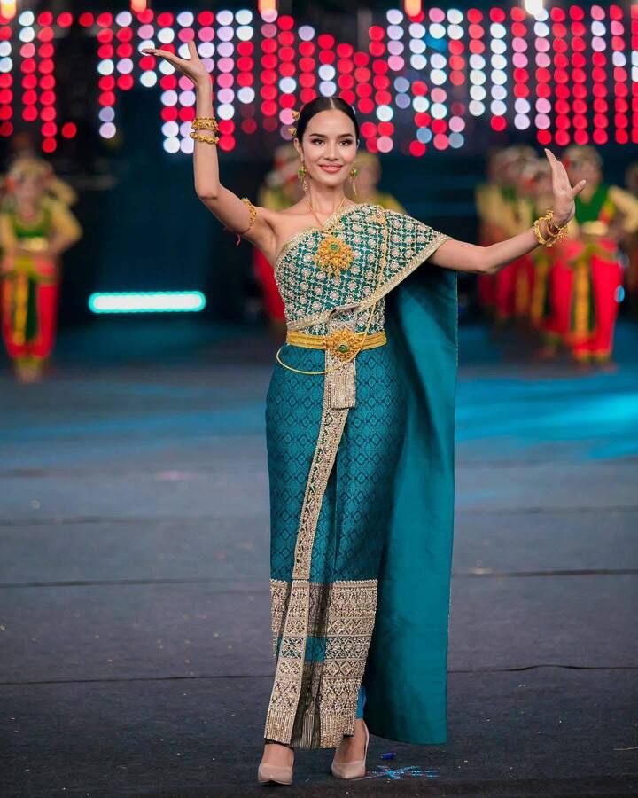 Vóc dáng 1m8, nóng bỏng của Tân hoa hậu thế giới 2025- Ảnh 7.