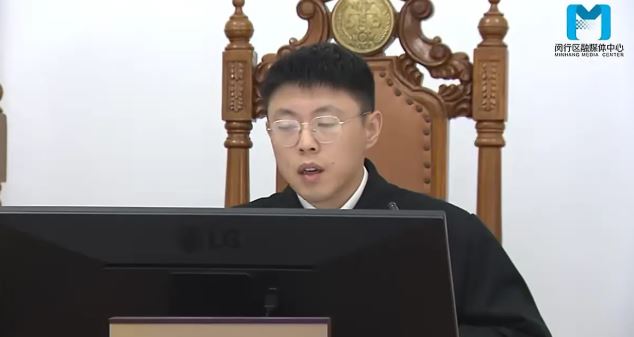 Ngân hàng cho khách vay thế chấp 2,4 tỷ đồng, quá hạn đòi nợ thì phát hiện đối phương đã qua đời, không người thừa kế, tòa tuyên bố: “Tìm phòng dân chính địa phương”- Ảnh 1.