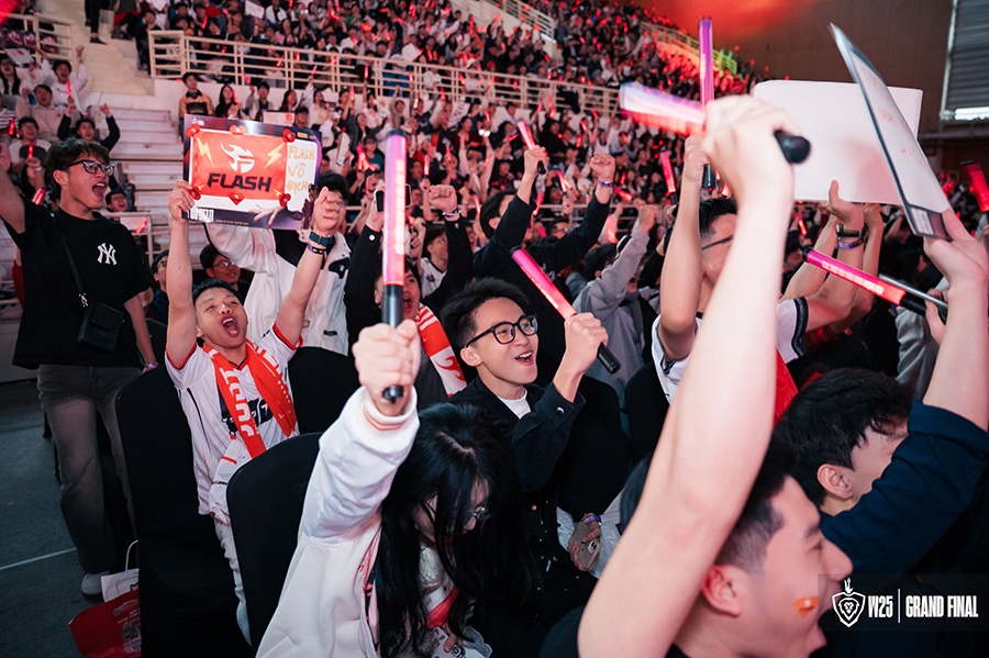 Huỷ diệt 1S, FPT X Flash thẳng tiến chung kết ĐTDV Mùa Đông 2025 fl 3