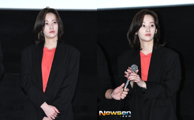 Bức ảnh selfie tưởng bình thường nhưng khiến bạn thân Han So Hee chìm trong chỉ trích- Ảnh 4. Bức ảnh selfie tưởng bình thường nhưng khiến bạn thân Han So Hee chìm trong chỉ trích- Ảnh 4.