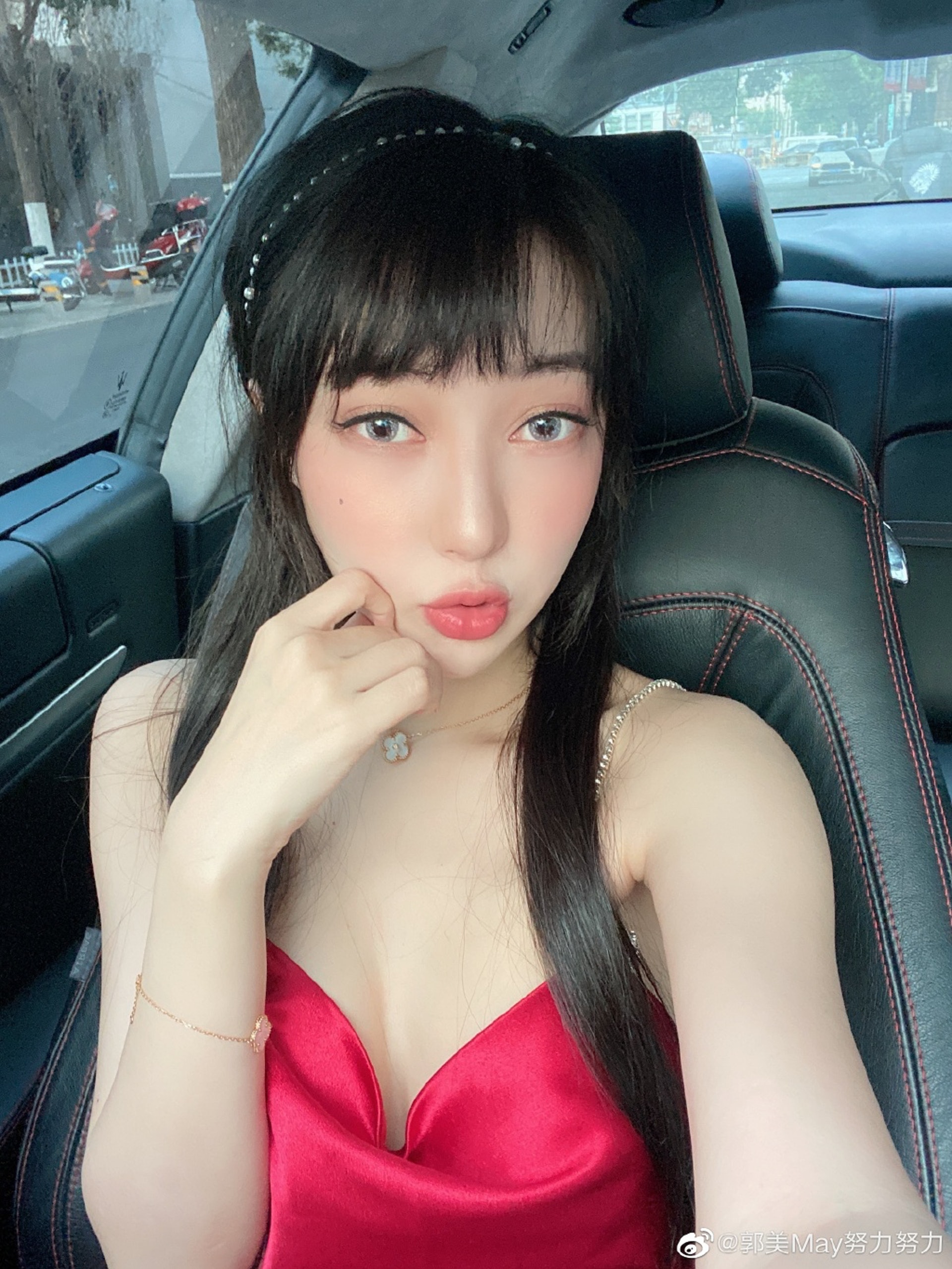 Sao nữ 9X bị bắt vì sản xuất thuốc giảm cân chứa chất cấm: Hai lần ngồi tù, biết sai nhưng vẫn làm- Ảnh 1.