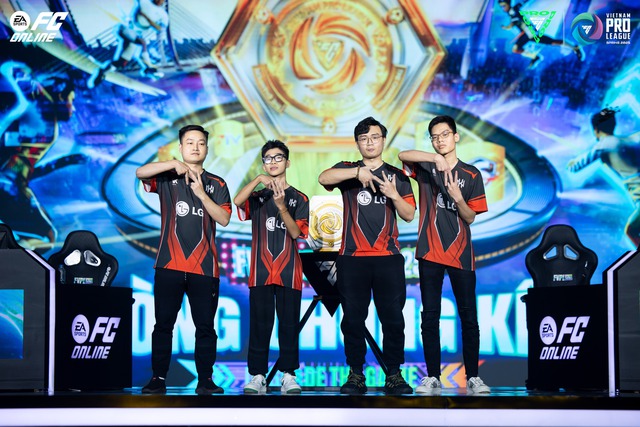 Chung kết FVPL Spring 2025: NK tiếp tục bảo vệ ngôi vương, cộng đồng cũng bùng nổ cảm xúc- Ảnh 3.