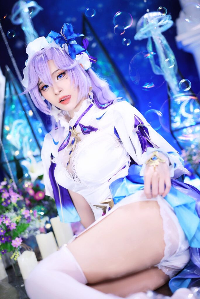 Mê mẩn với màn cosplay Cantarella - Wuthering Waves cực đỉnh của nữ cosplayer Rina
