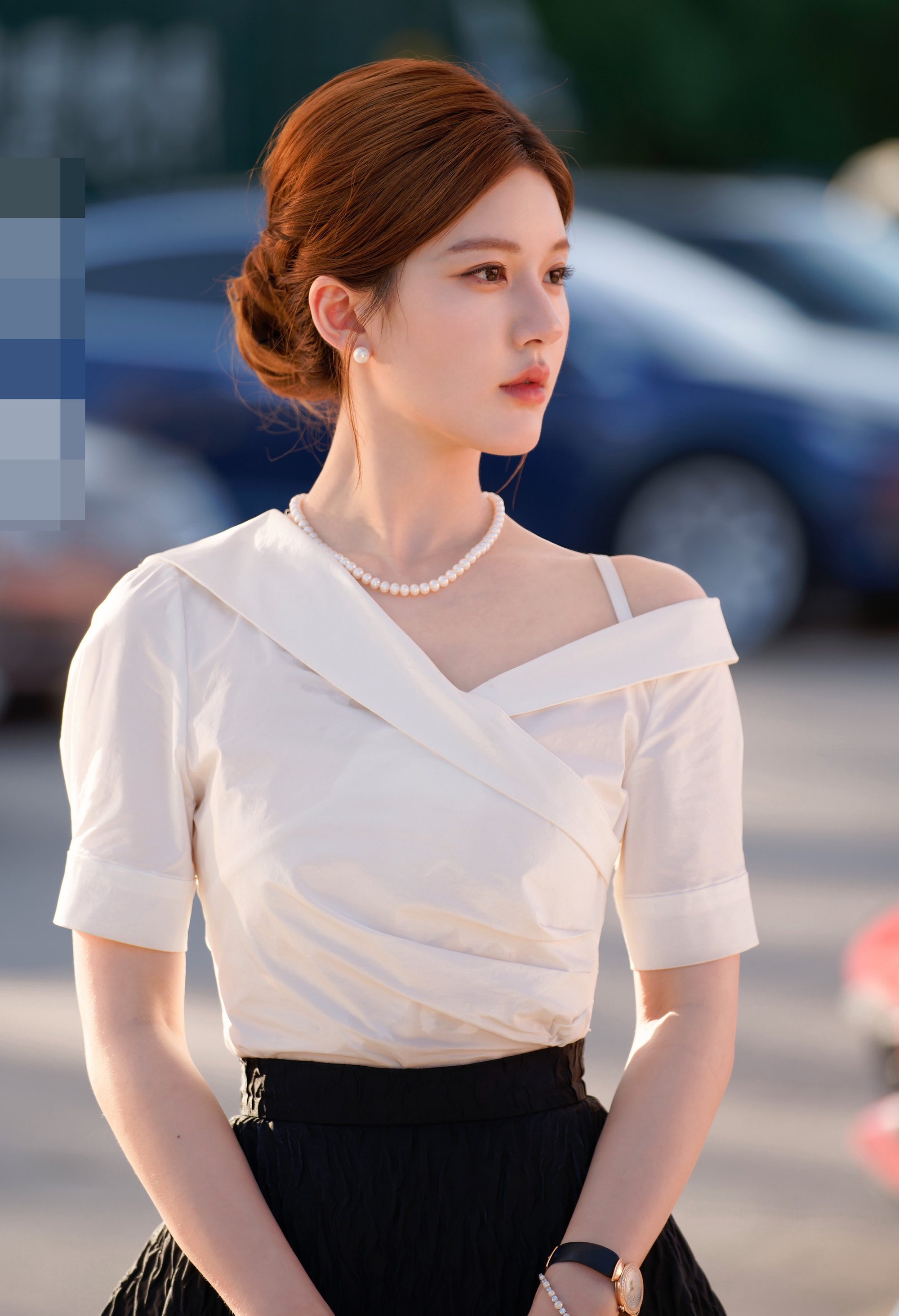 Triệu Lộ Tư “ở hiền gặp phiền