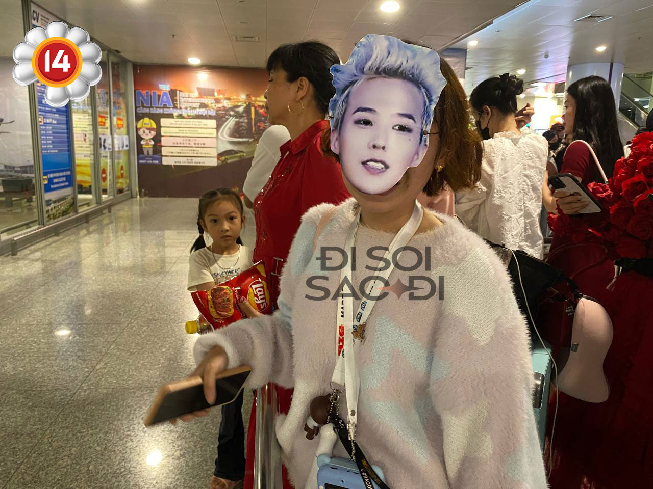 NGAY LÚC NÀY: Có rất nhiều G-Dragon tại sân bay Nội Bài!- Ảnh 8.
